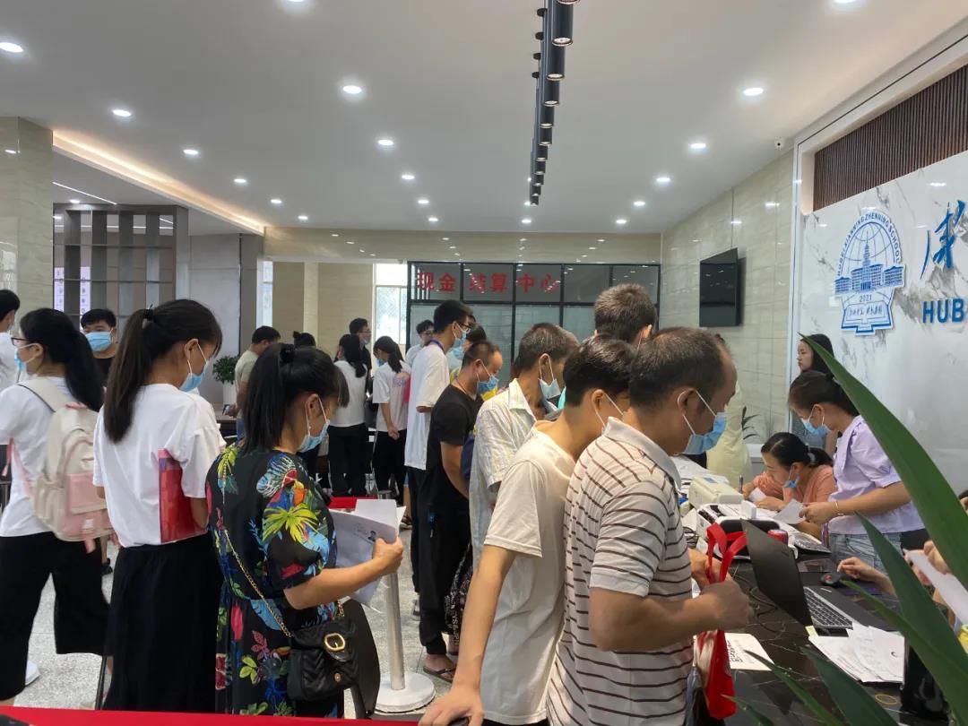 開學報道第一天｜齊心協力譜新篇，奮斗追夢再啟航(圖3)