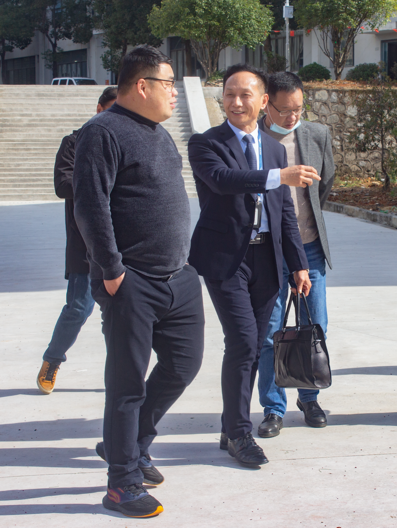 加快職教發(fā)展，深化產(chǎn)教融合——校委會(huì)主任彭凱會(huì)見南京機(jī)場(chǎng)集團(tuán)一行，共同探討航空產(chǎn)教融合(圖4)